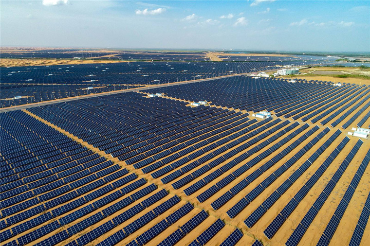 沙漠光伏產業園特點，沙漠地區建光伏產業園的有利自然條件