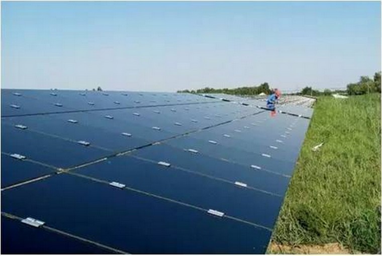 光伏組件出現(xiàn)哪些問(wèn)題時(shí)應(yīng)及時(shí)更換 光伏組件出現(xiàn)哪些問(wèn)題時(shí)應(yīng)及時(shí)更換